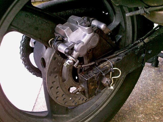 Twin piston 1991 Kawasaki Zephyr 550 rear brake caliper replaces standard single pot...but does not stop the bike any better!